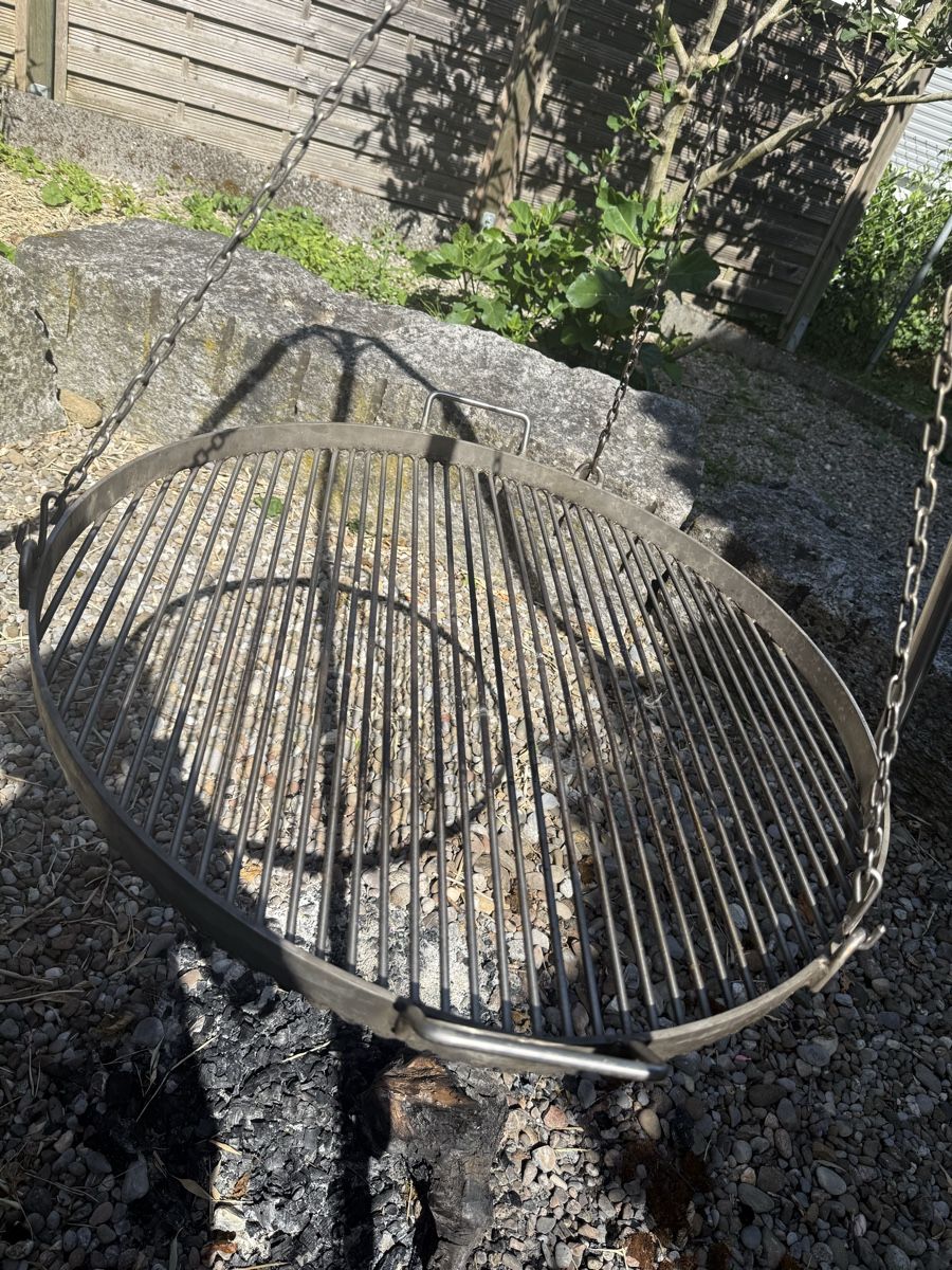 Griglie: DREIBEIN GRILL EDELSTAHL – Usato da Kölliken venduto da deleina 5