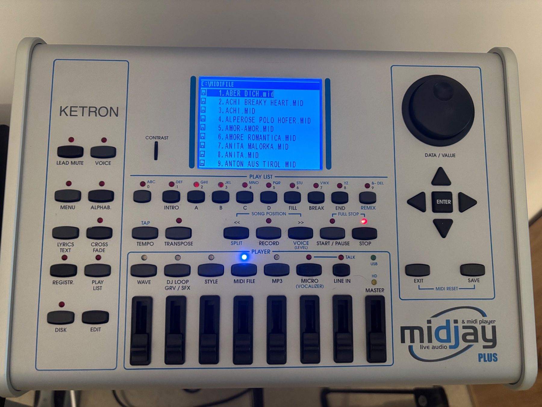 Ketron Instruments de musique: KETRON MIDJAY PLUS – D'occasion à Frauenfeld par Zoltan63