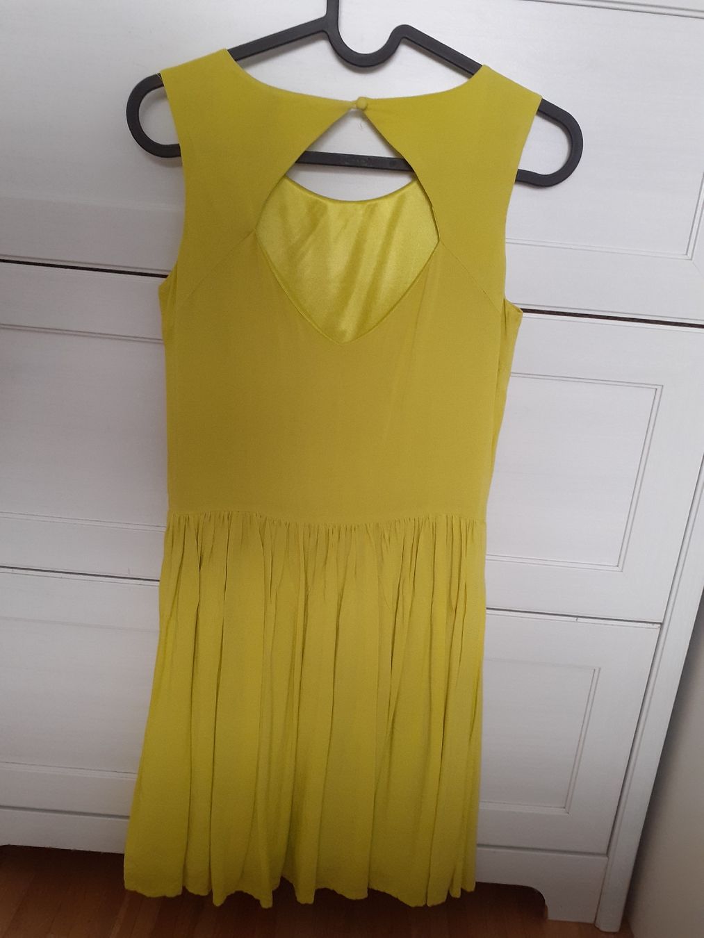 Vestiti: Lime green mini dress / mini kleid – Nuovo (secondo la descrizione) da Basel venduto da n23_j8jr 1