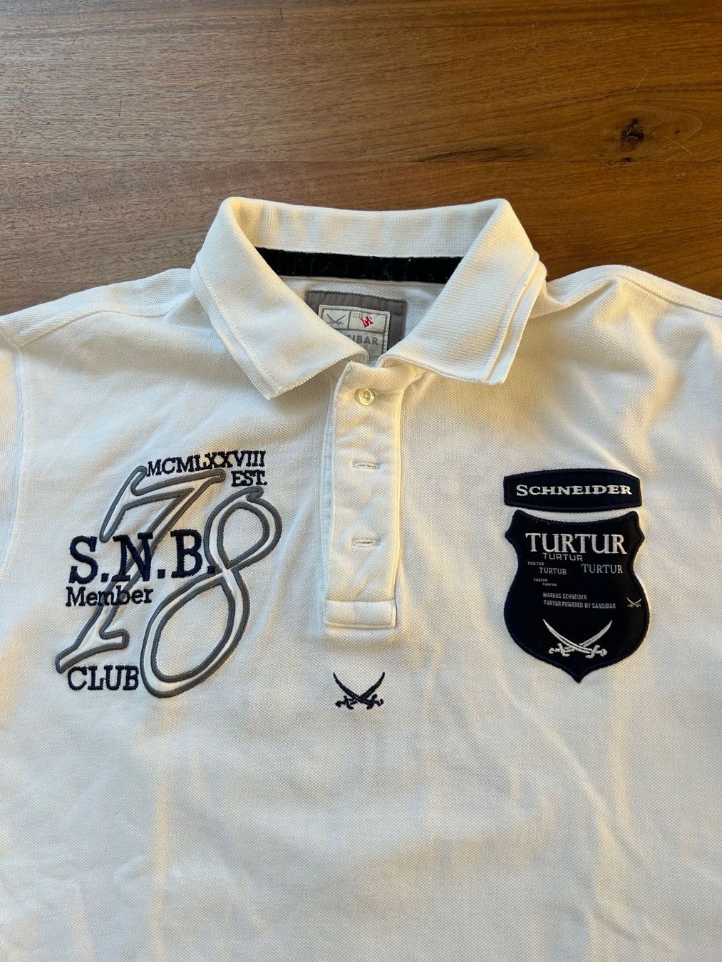 Magliette Polo: Poloshirt von Sansibar – Usato da Arbon venduto da Bulgari2011 1