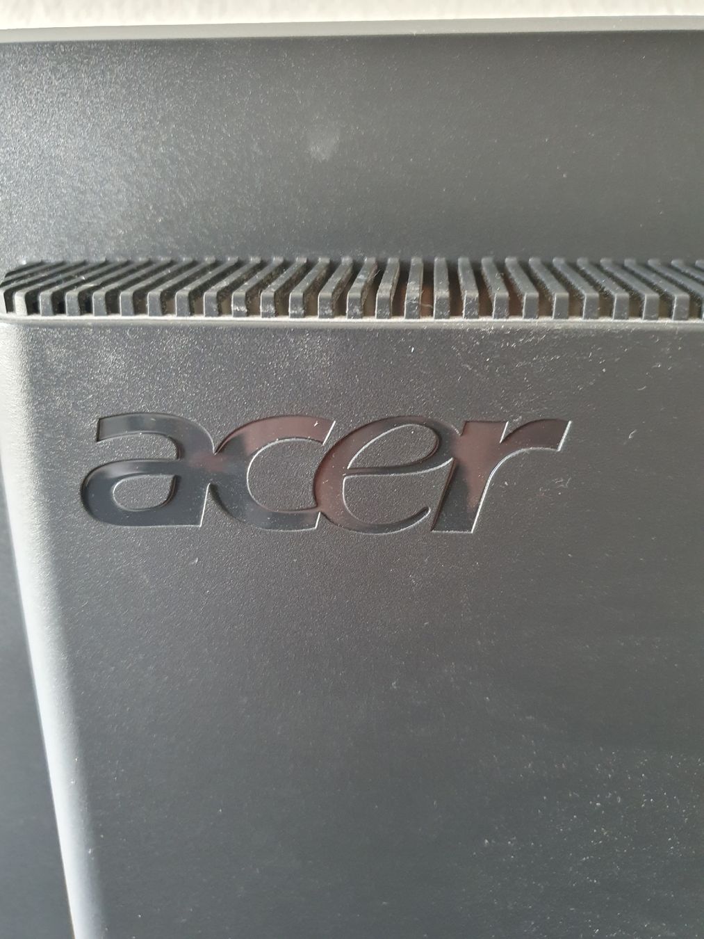 PCs: PC Bildschirm Asus – D'occasion à Dübendorf par Wiplala 1
