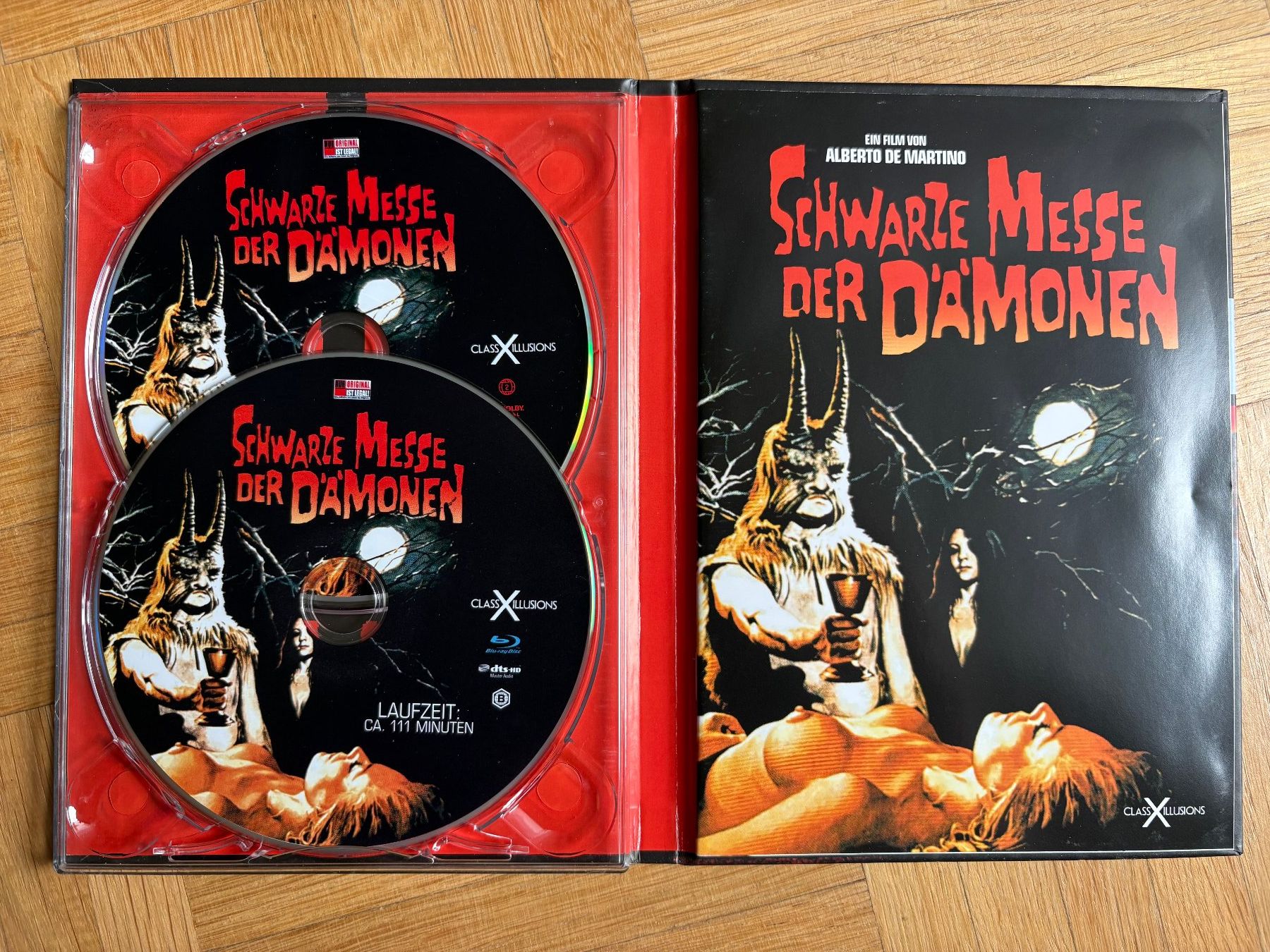 Tutti i DVDs: Schwarze Messe der Dämonen - Antichrist -Mediabook - Blu-ray – Nuovo (secondo la descrizione) da Zürich venduto da Malcom 1