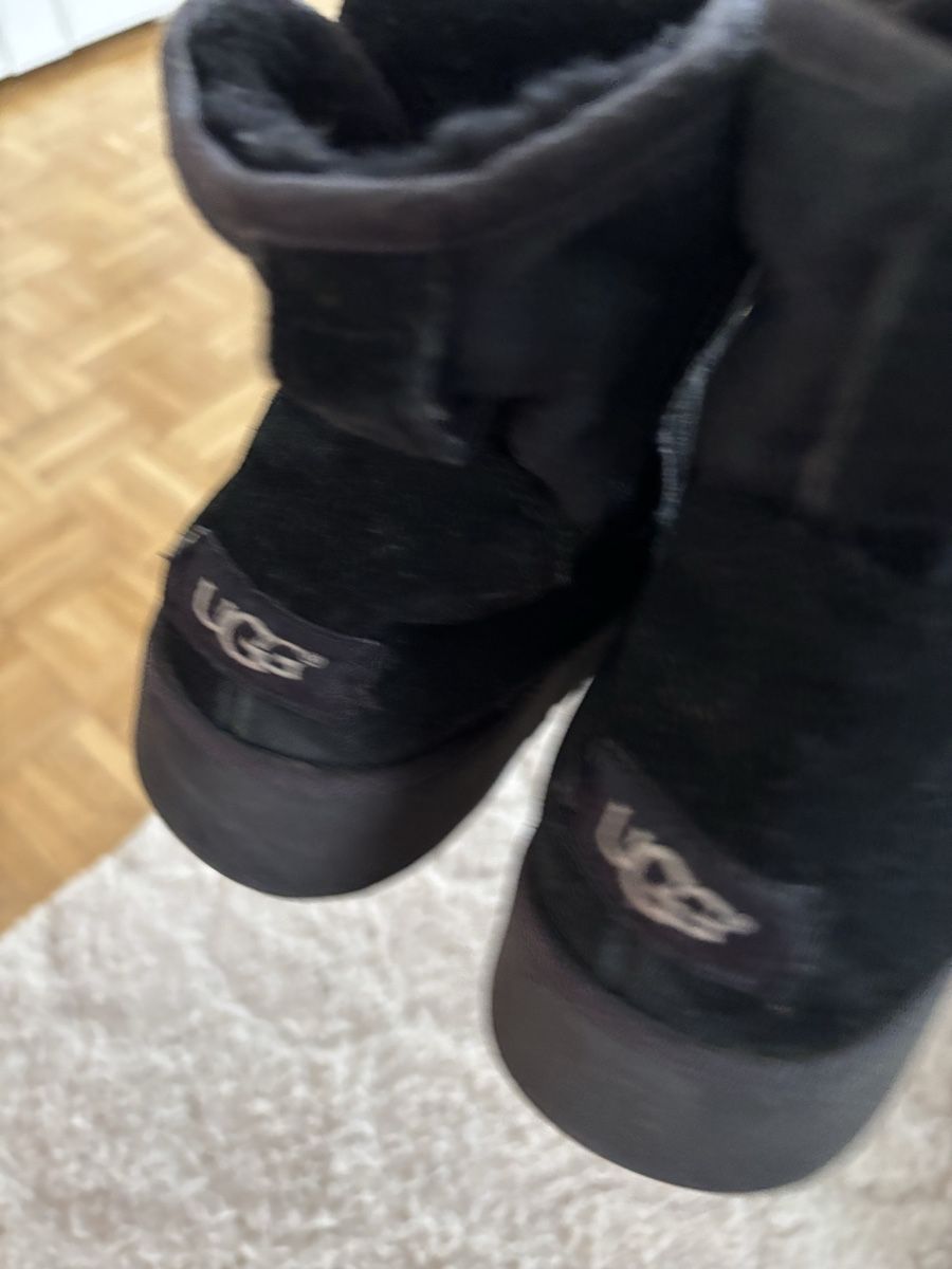 Ugg Damenschuhe: UGG TAILLE 38 – Gebraucht aus Brügg BE von rah_mqh8 3