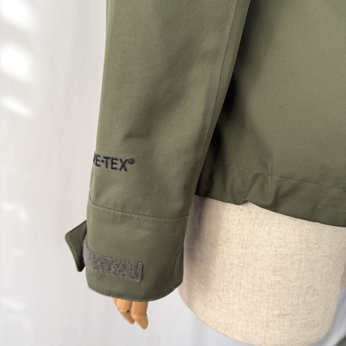 North Face Giacche: THE NORTH FACE Gore-Tex Jacket – Nuovo (secondo la descrizione) da Emmen venduto da Nightingale_2022 7