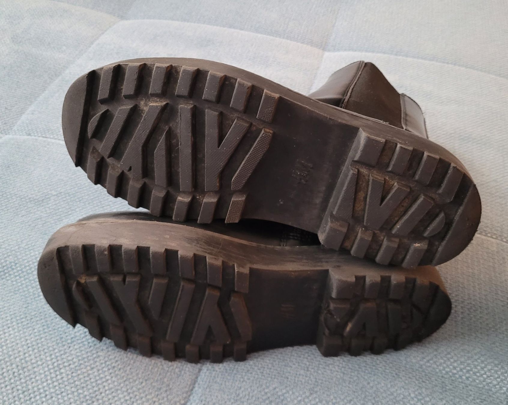 H&M Scarpe per ragazze: Stiefel – Usato da Sevelen venduto da Motchi 2