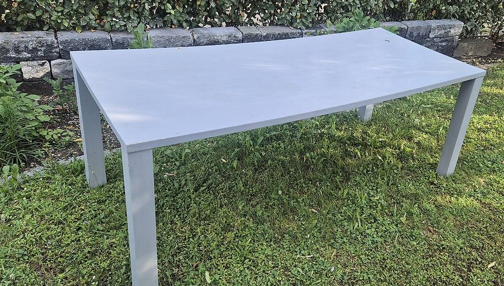 Tables: HOLZ-GARTENTISCH – D'occasion à Zäziwil par mel_3 2