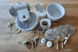 ***BOSCH*** Küchenmaschine mit viel Zubehör