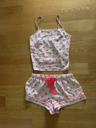 Victorias Secret Satin Pyjama Set Gr. S | Top & Shorts