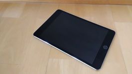 Apple IPad Mini 4 (32GB)