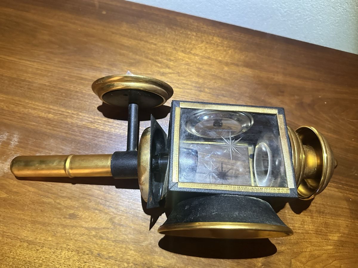 Lampade: Lampe murale ancienne laiton et verre – Usato da St-Maurice venduto da Gigione01 2