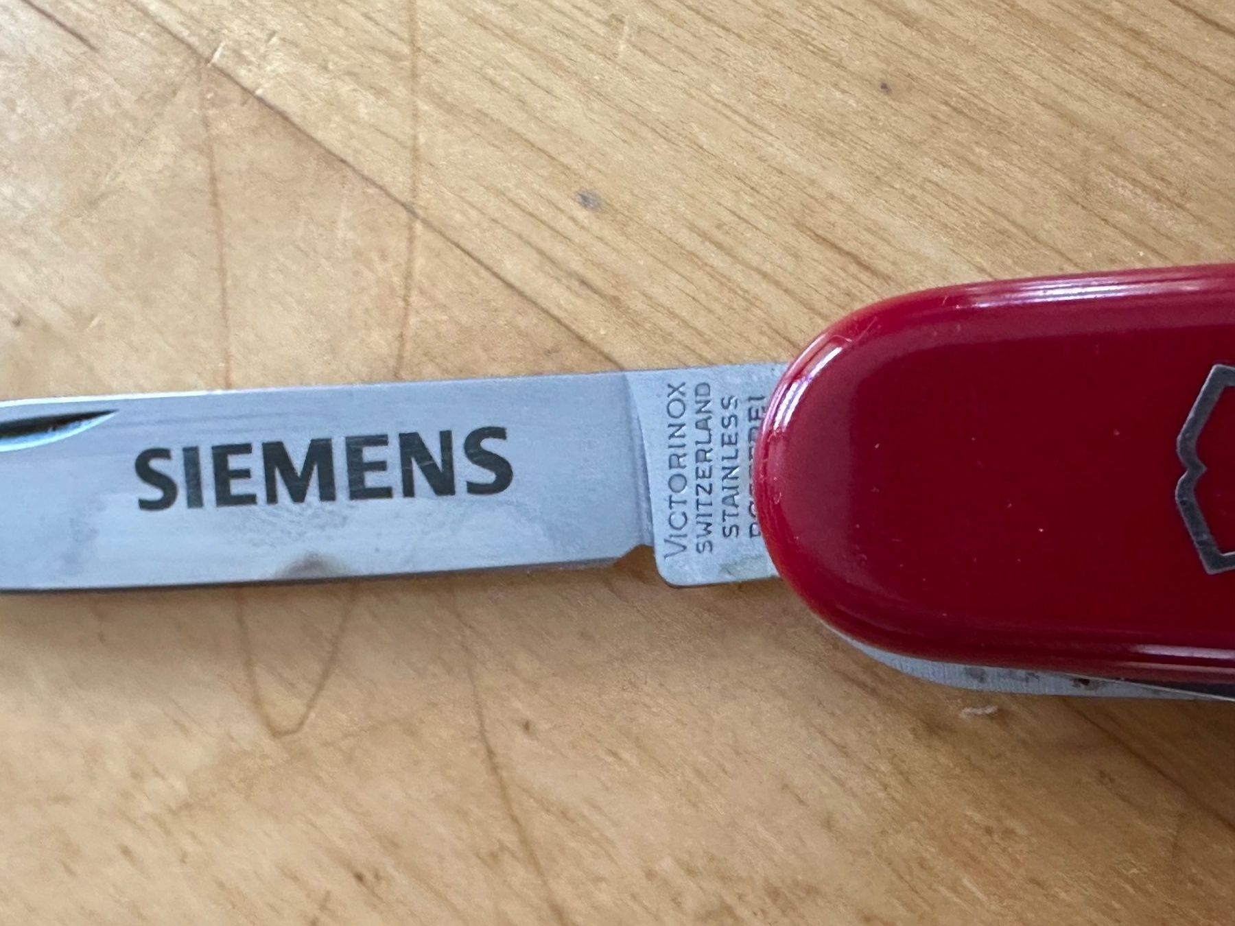 Victorinox Coltelli tascabile: Victorinox Sackmesser mit 7 Klingen – Usato da Stallikon venduto da Rsiri 2
