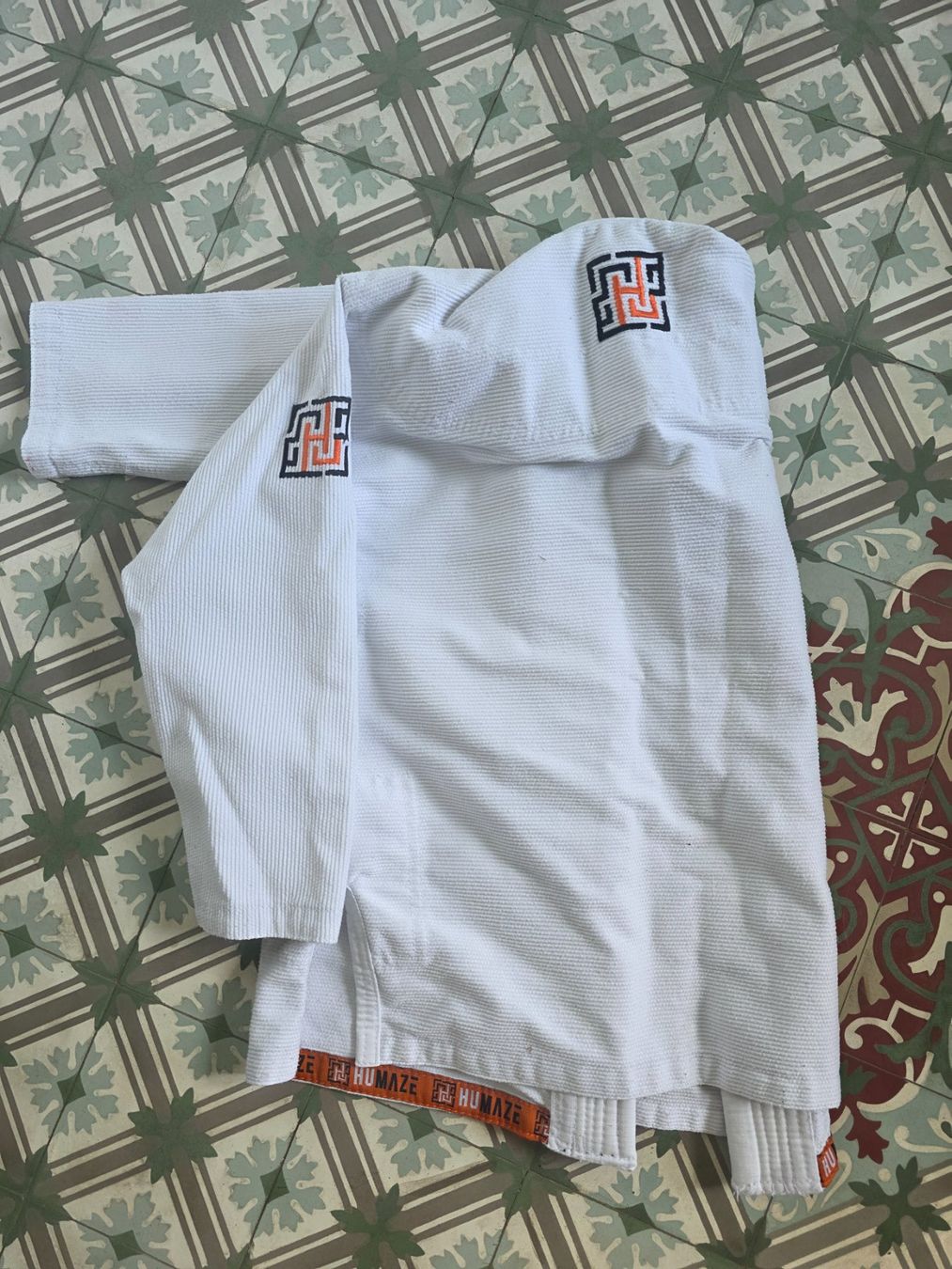 Arte internazionale: BJJ Kimono – Usato da Zug venduto da ScarletRose 2