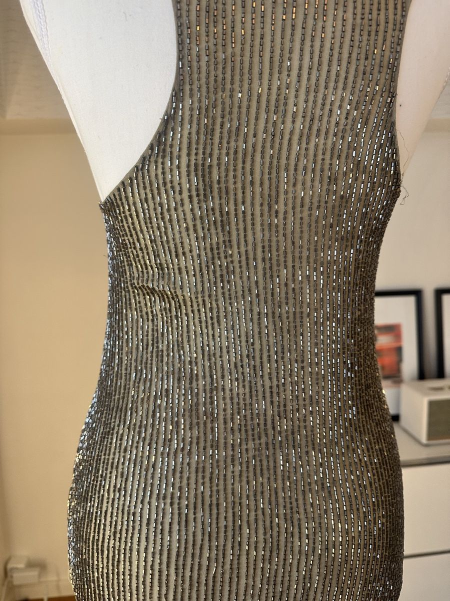 Vestiti: Designerkleid von Sara Berman mit Pailletten – Usato da Zürich venduto da Mona-L 3