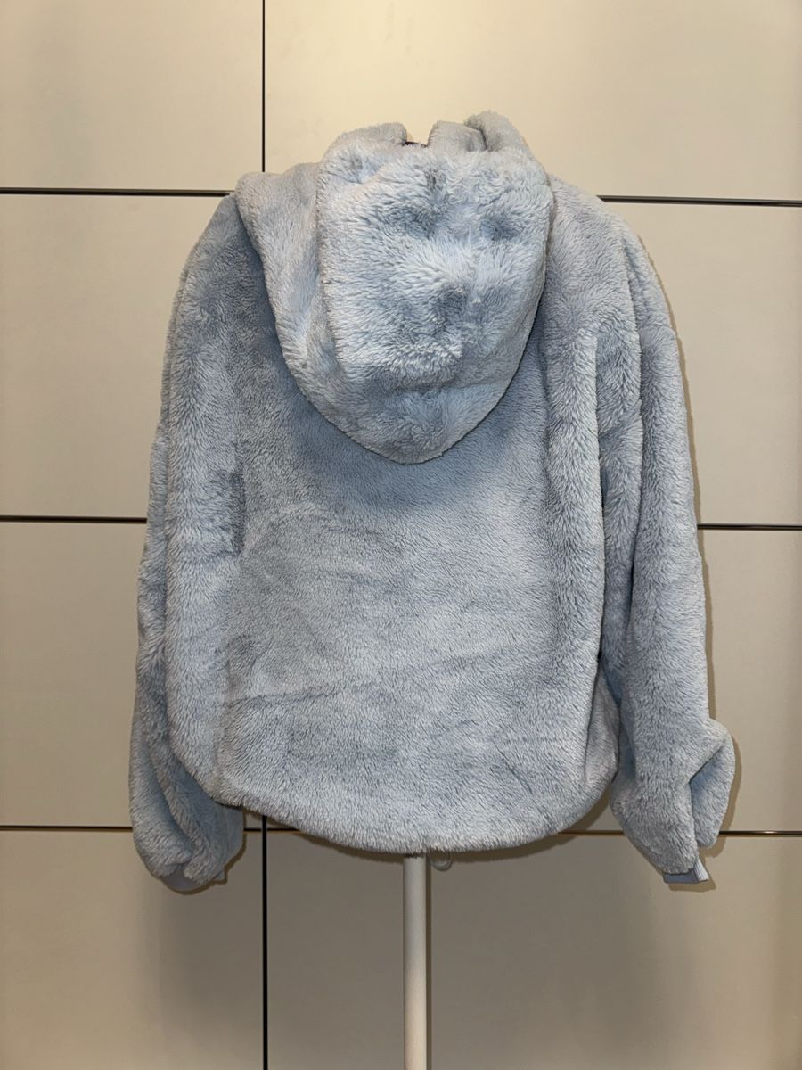 Bershka Pullover & Sweatshirts: Bershka Pullover mit Kapuze, hellblau, grösse M – Gebraucht aus Frauenfeld von Sarafvic 3