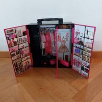 Barbie Kleiderschrank und Schuhschrank