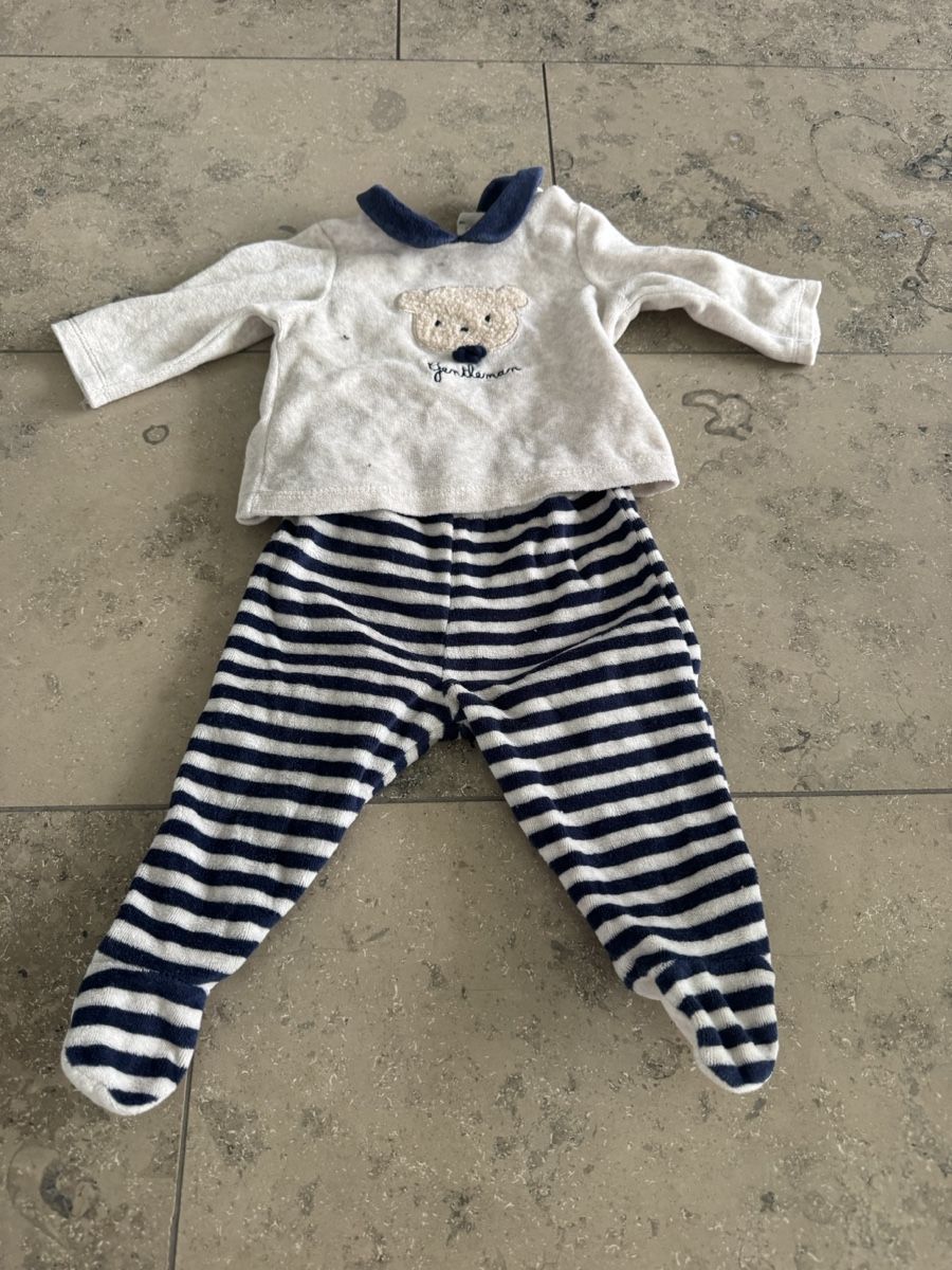 Pyjamas: Blukids Pyjama Zweiteiler, Grösse 62 – D'occasion à Muttenz par veroo8