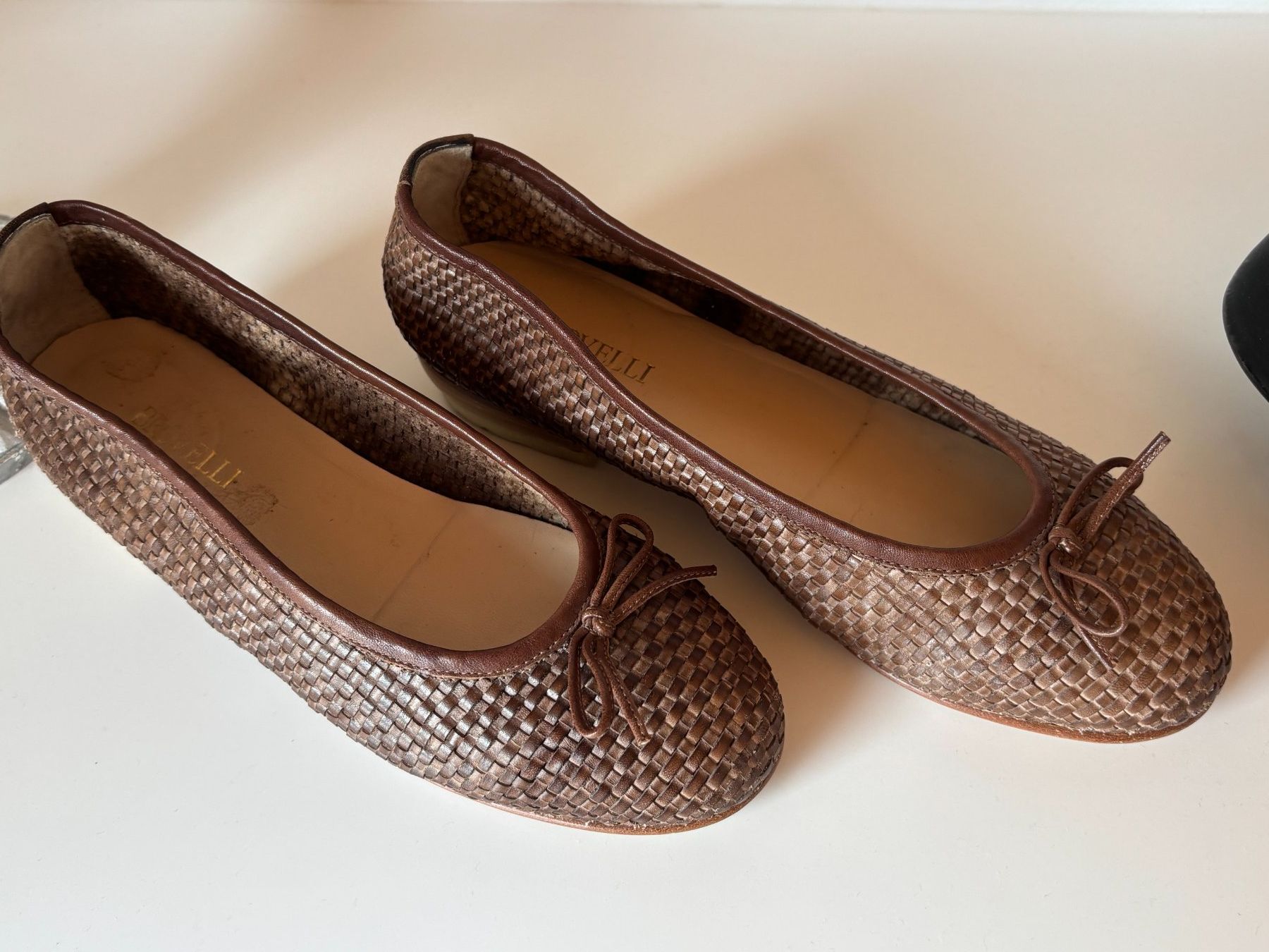 Scarpe da donna: Schuhe Grösse 37, Brovelli, echtes Leder – Usato da schmerikon venduto da nicole091
