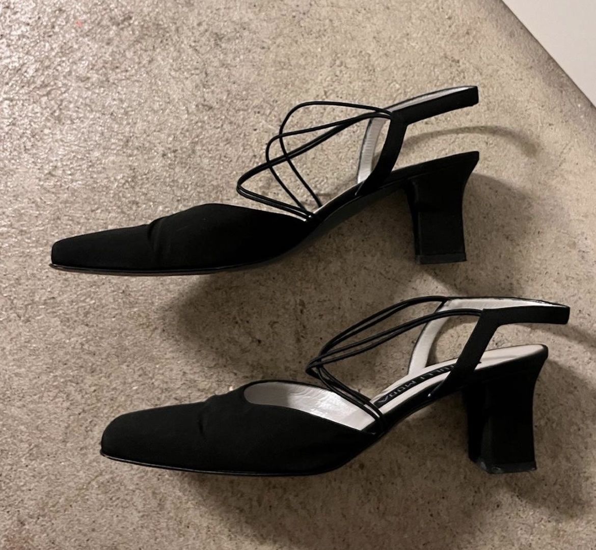 Scarpe da donna: Strappy Kitten Heels / Sandalen – Usato da Solothurn venduto da janedevillaz 2