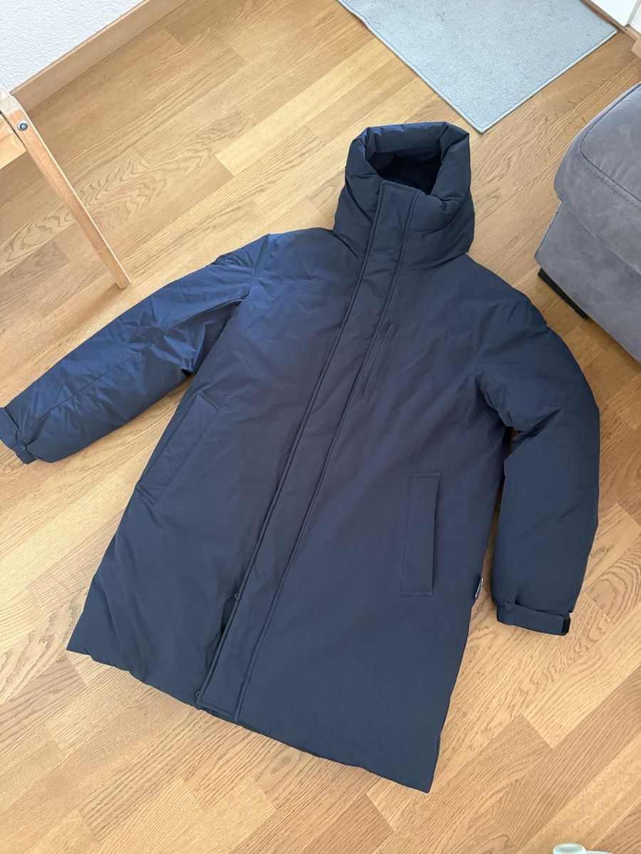 Moschino Cappotti: Love Moschino Parka Jacket Navy Blue Size M – Nuovo e nell'imballaggio originale da Ueberstorf venduto da man_p2fy 2