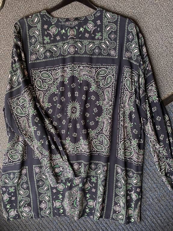 Camicette: Tommy Hilfiger Bluse – Usato da St. Gallen venduto da Konstanza 3
