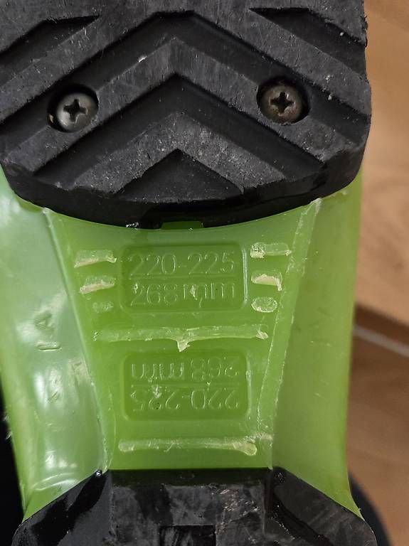 Scarpe per ragazzi: Nordica Skischuh Kinder 268mm – Usato da Roggliswil venduto da Nleu 1