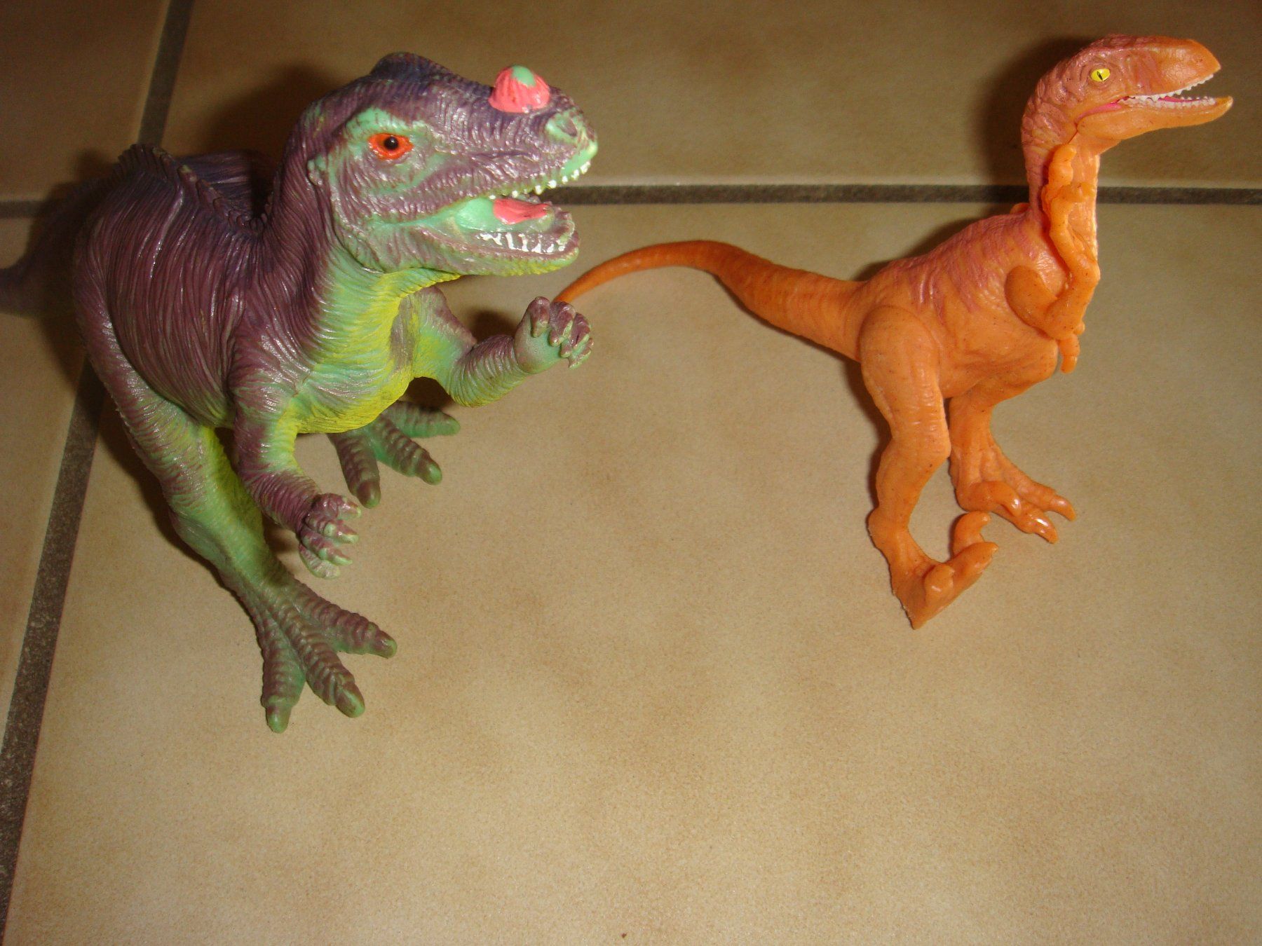 Figuren: Dinosaurier gross und klein mehrere – Gebraucht aus Reinach BL von Maryichbins 4