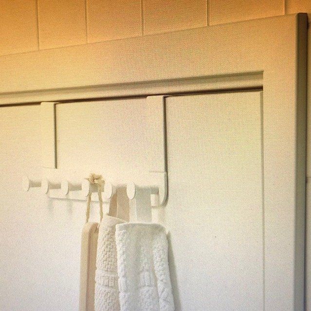 Eisenwaren: Patère blanc à 6 crochets pour porte. Jamais utilisé. Neuve – Gebraucht aus Aigle von Tchamille