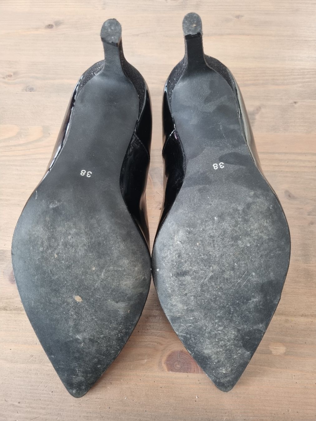 Scarpe da donna: Escarpins Adéquat,  Paris,  noirs vernis, pointure 38 – Usato da Grand-Lancy venduto da Evelyne010 7