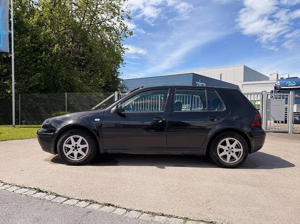 VW Automobili: Golf 4 4Motion 1.9tdi – Usato da Heerbrugg venduto da lar_k859 1