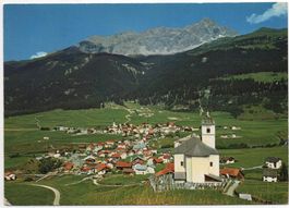 SAVOGNIN Blick von St. Martin gegen Piz Mitgel