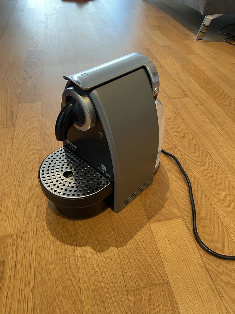 Turmix Macchine per caffè & Macchine per espresso: Nespresso Kaffeemaschine – Usato da Rickenbach Sulz venduto da alexiscali 2