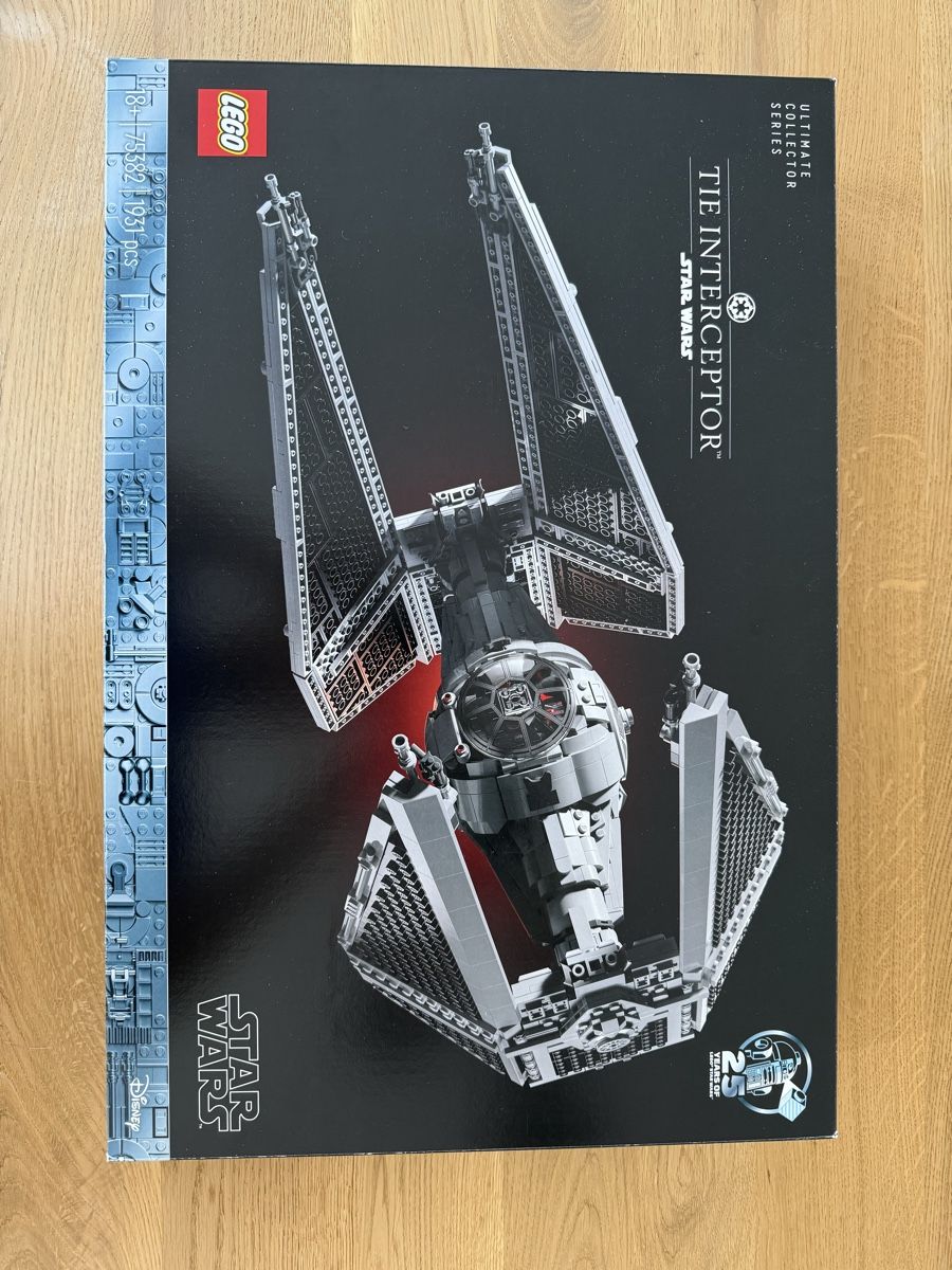 Lego Baukästen: LEGO Star Wars UCS Tie Interceptor 75382 – Gebraucht aus Oberweningen von SKAuction 2