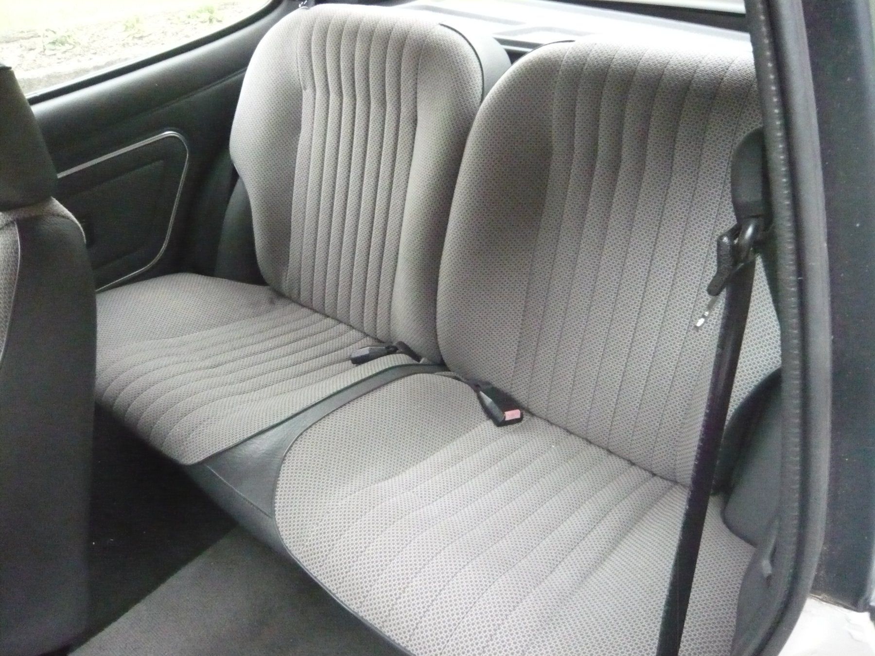 Ford Automobili: Ford Capri 1600 – Usato da Russy venduto da Guenefle 7