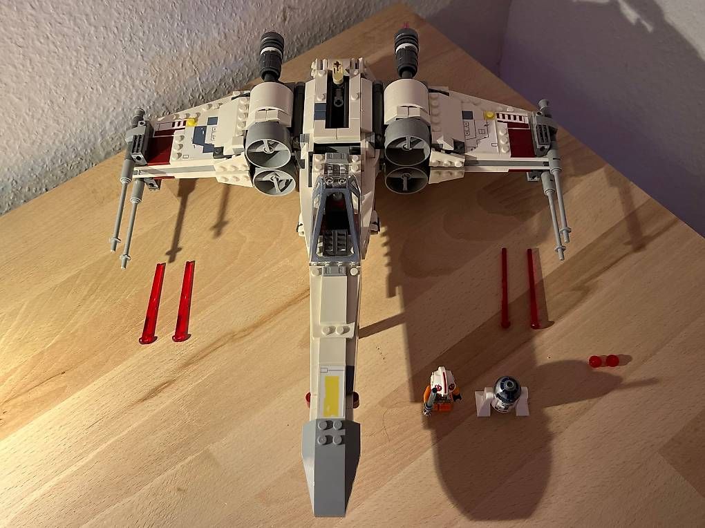 Lego Spielzeuge: Lego X Wing Starfighter – Gebraucht aus Lupsingen von Indurana