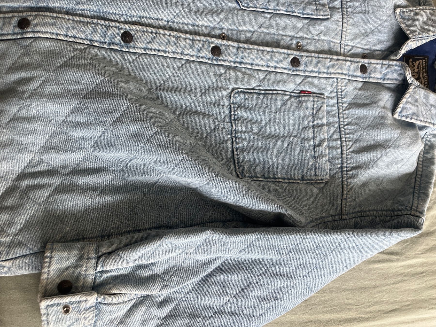Levi's Jacken: LEVIS Ingleside Gesteppte Hemdjacke – Gebraucht aus Uitikon Waldegg von gee03 2