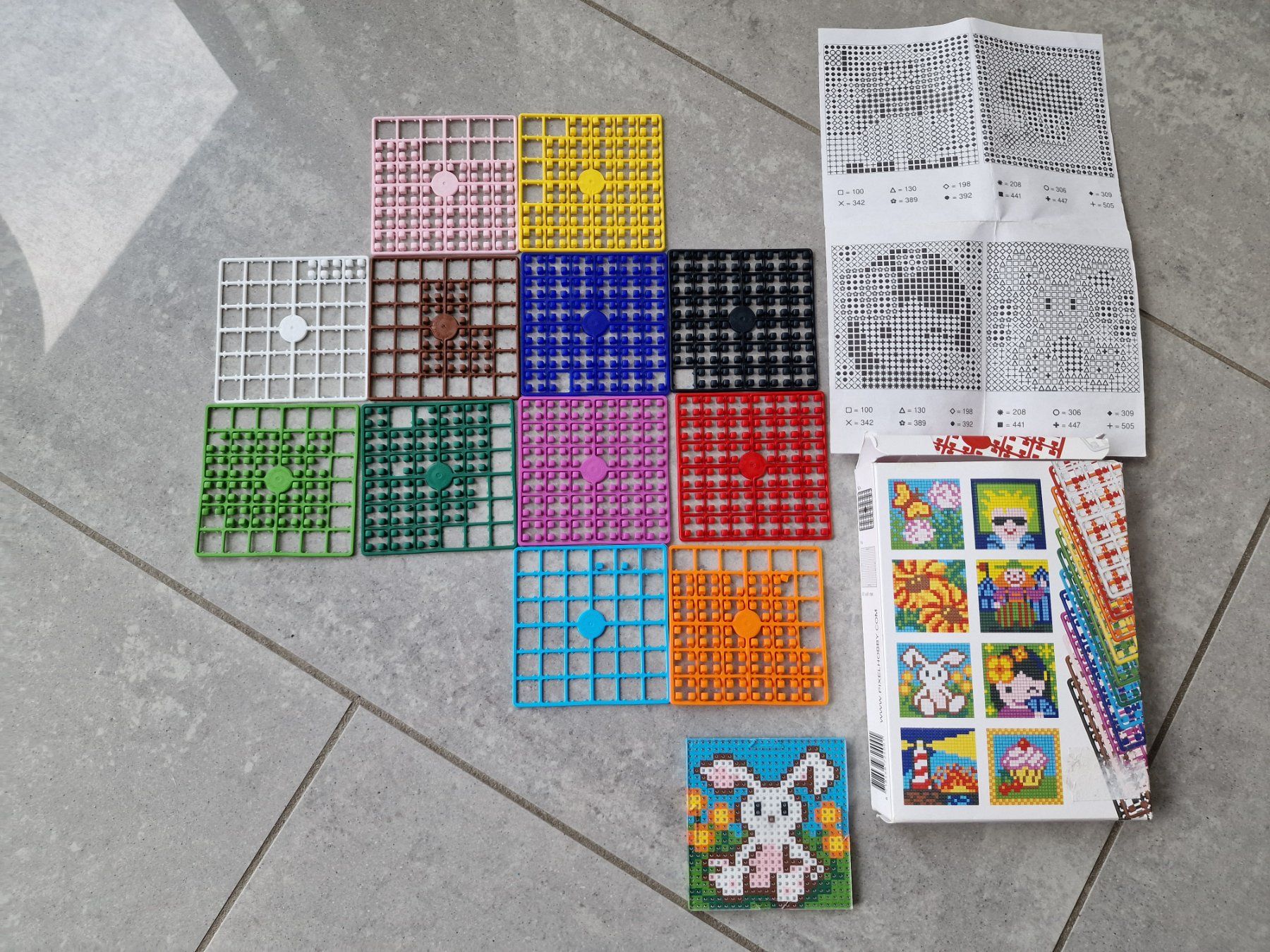 Bastelsets: Mini Mosaic Set von Pixel Hobby, 24x24 Pixel – Gebraucht aus Wilen b. Wollerau von kaefer88 4