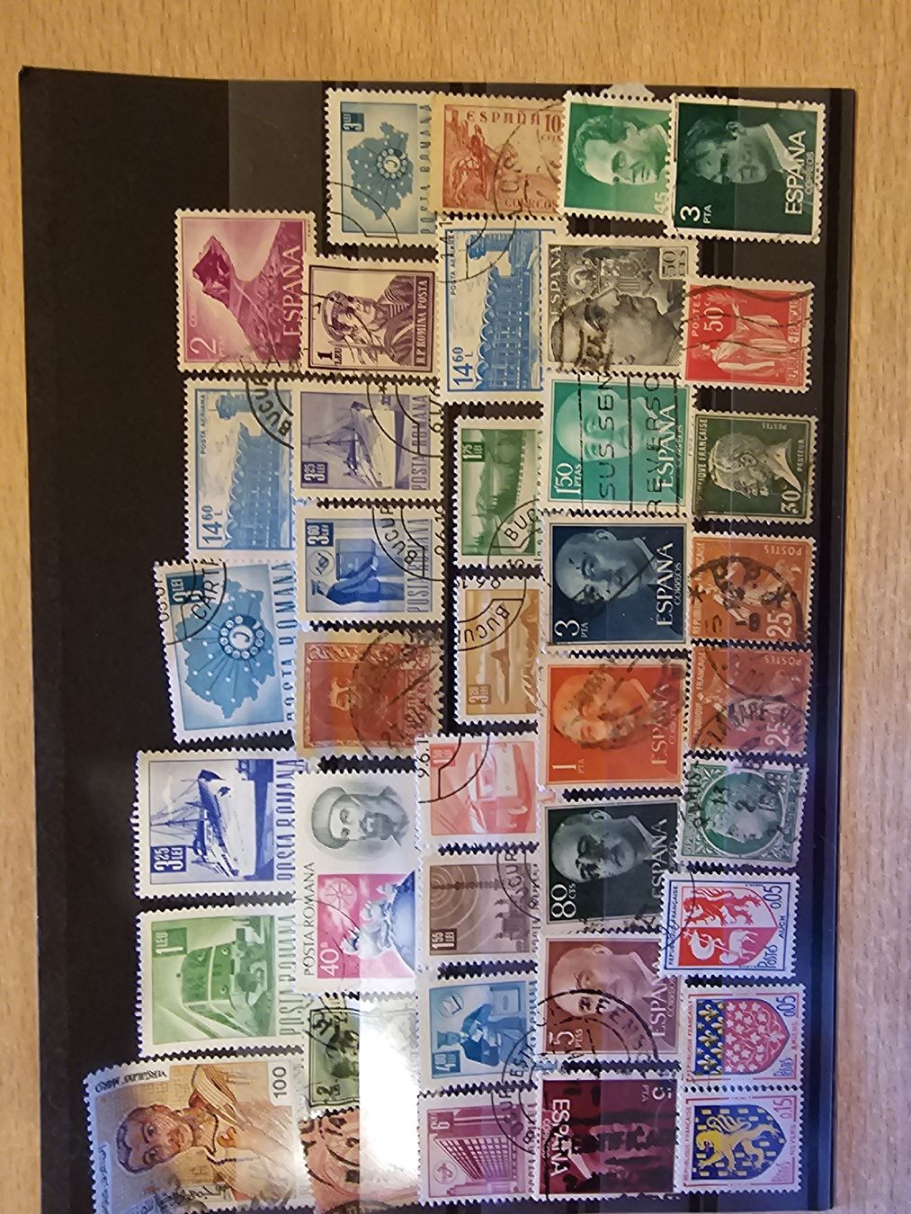 Tutti i francobolli: timbres – Usato da Yverdon-les-Bains venduto da mancheacoulles