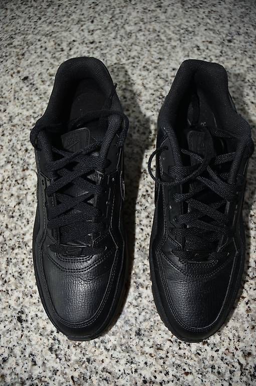 Chaussures hommes: baskets – D'occasion à La Chaux-de-Fonds par loba2 4