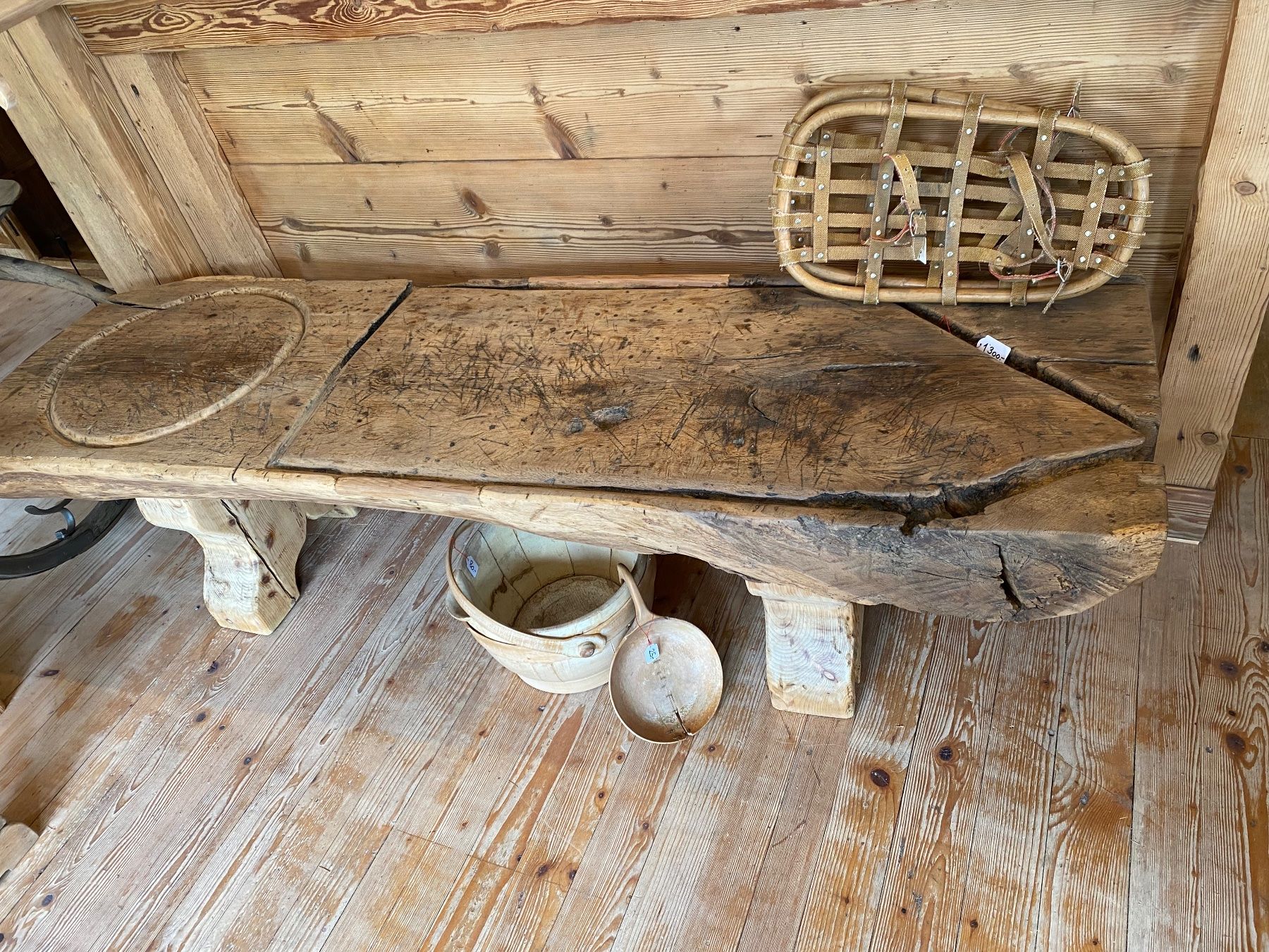 Tavoli: Käse- oder Schlachttisch – Usato da Lenk im Simmental venduto da gwustu 2
