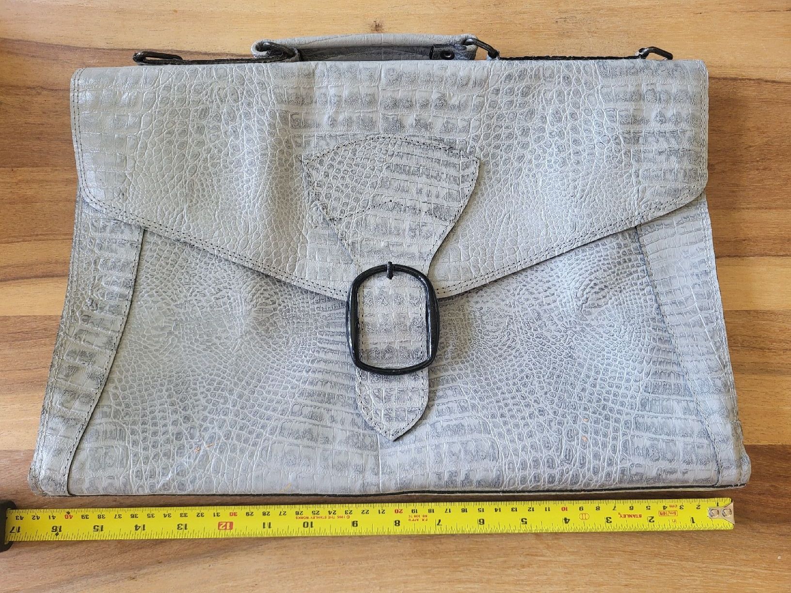 Borse da donna: Tasche krokoprint Grau – Usato da Dübendorf venduto da rol_fm6d