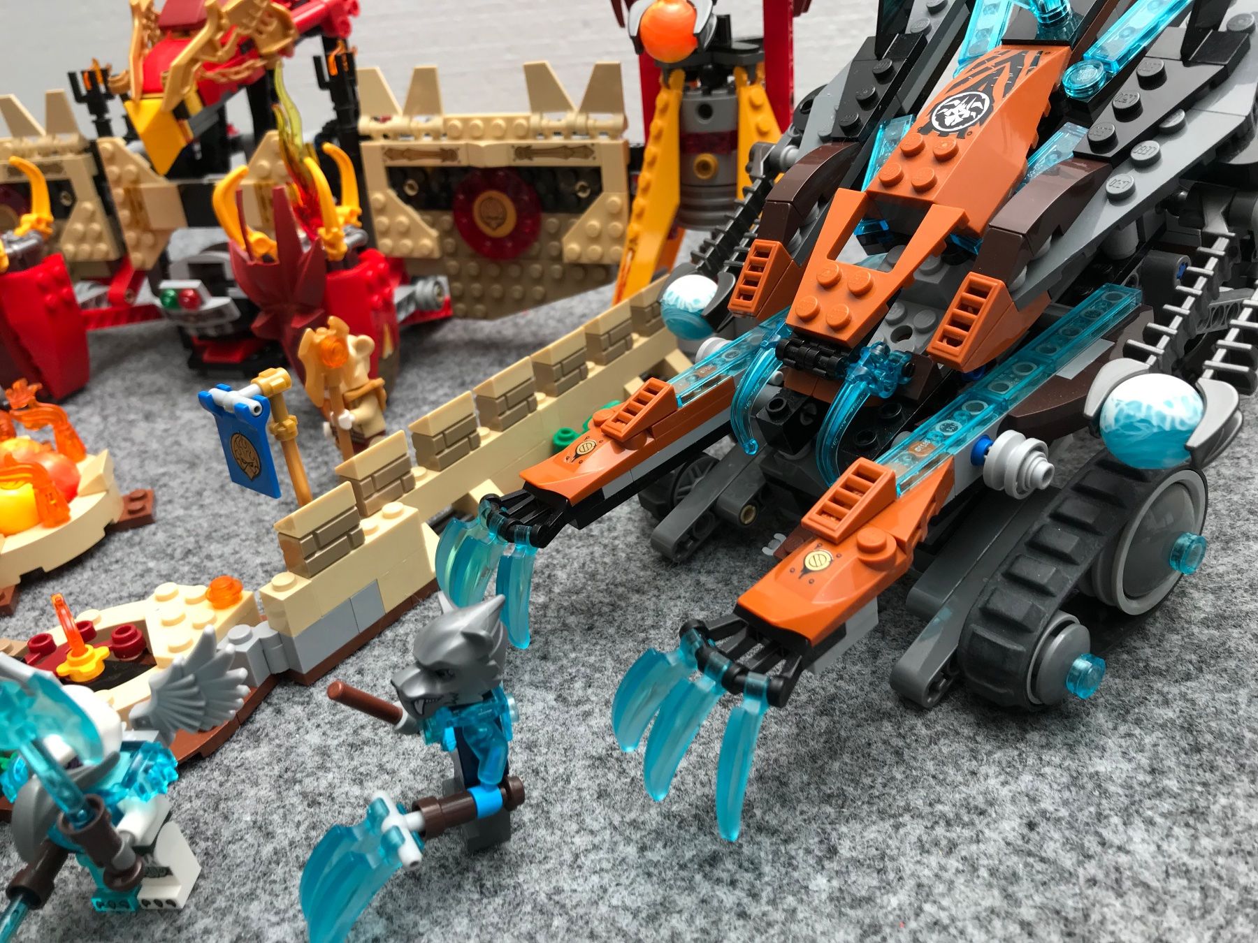 Lego Kit di costruzioni: Lego Flying Phoenix Fire Temple Nr. 70146 – Usato da Obergösgen venduto da cairn 2