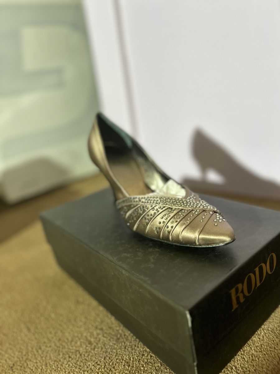 Scarpe da donna: Brand new Rodo shoes size 36 – Nuovo e nell'imballaggio originale da Veyrier venduto da aliyag 1