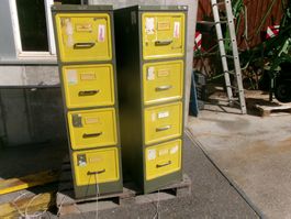 Metallkasten / Aktenschrank - Lager-Magazin -Depo -Werkzeug