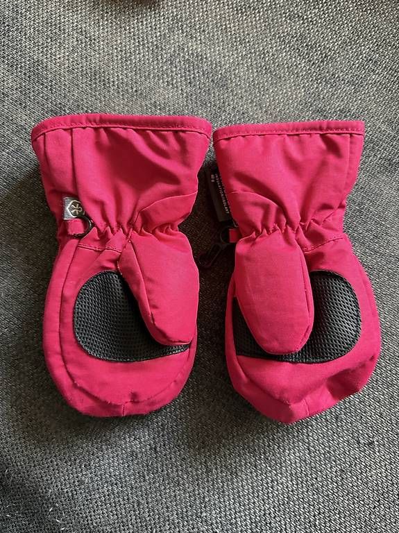 Kinderhandschuhe: Handschuhe 6-12 Monate – Gebraucht aus Neuenegg von man_pz6r 1