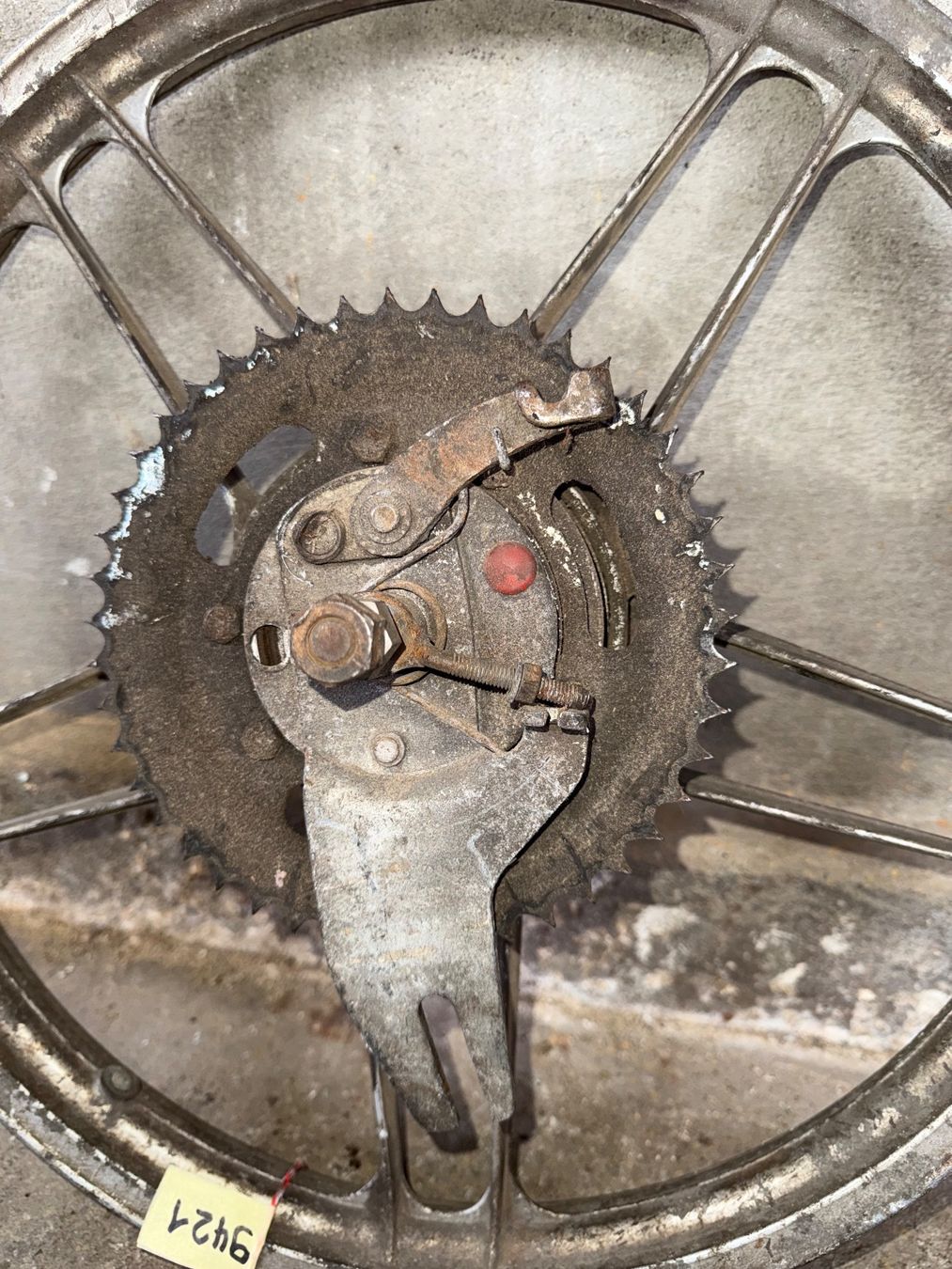 Puch Parti ricambio per ciclomotori: Puch Maxi S Gussfelgen Hinterrad – Difettoso da Fahrni b. Thun venduto da berger_tuning34 1