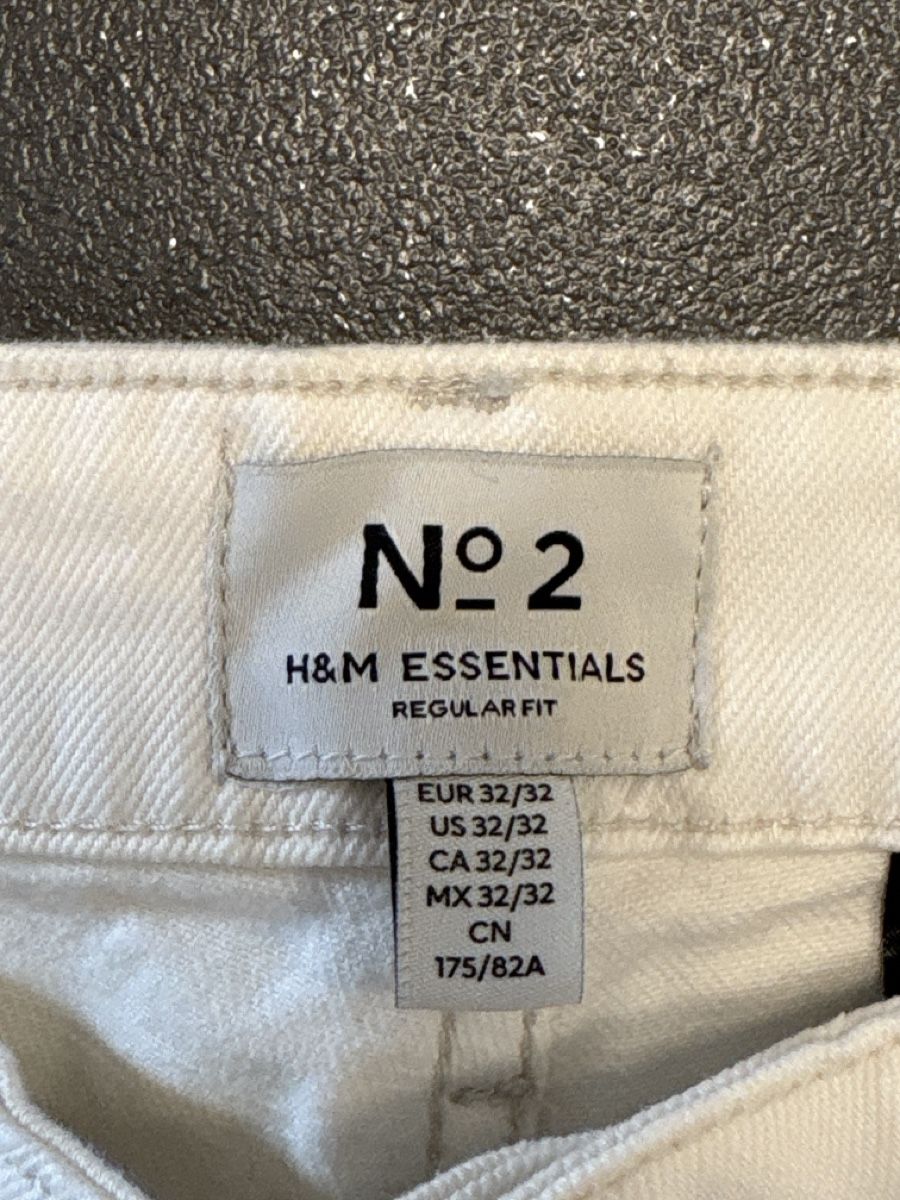 H&M Jeans: H&M Jeans Regular Fit 32/32 – Nuovo (secondo la descrizione) da Rümlang venduto da svent 5