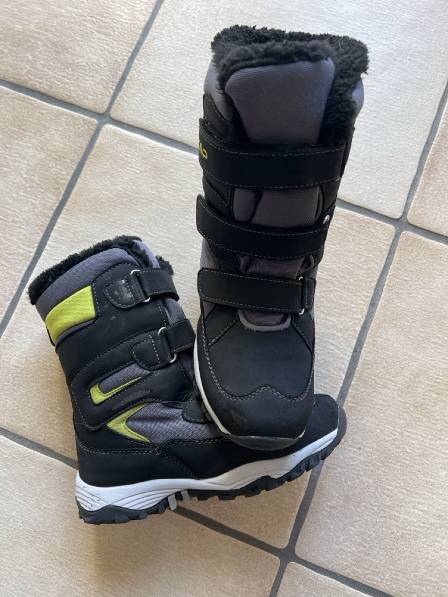 CMP Scarpe per ragazzi: Kinder Winter shoes C M P, size 33 – Usato da Bachenbülach venduto da Dana_Ondrasik 3