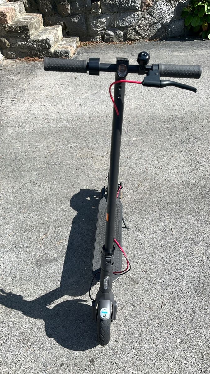 Scooter: Trottinette électrique Xiaomi – Usato da Aigle venduto da bor_zv6q 2