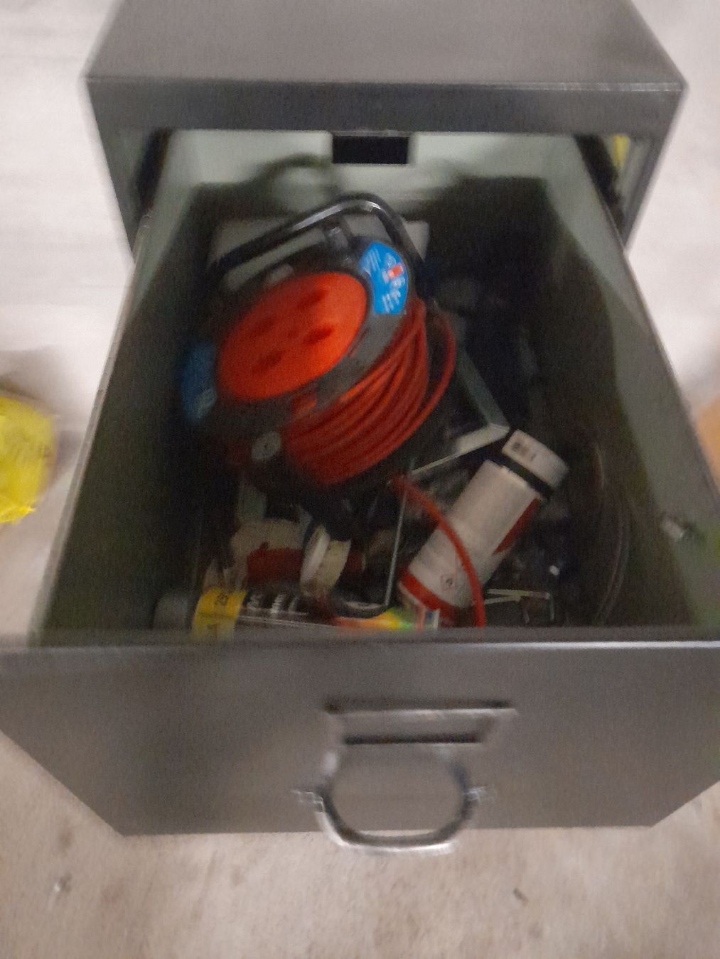Armadi: aktenschrank – Usato da Glattbrugg venduto da B_B 4