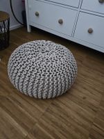 Home24 Strickpouf / Sitzpouf Greige – Ø ca. 55 cm